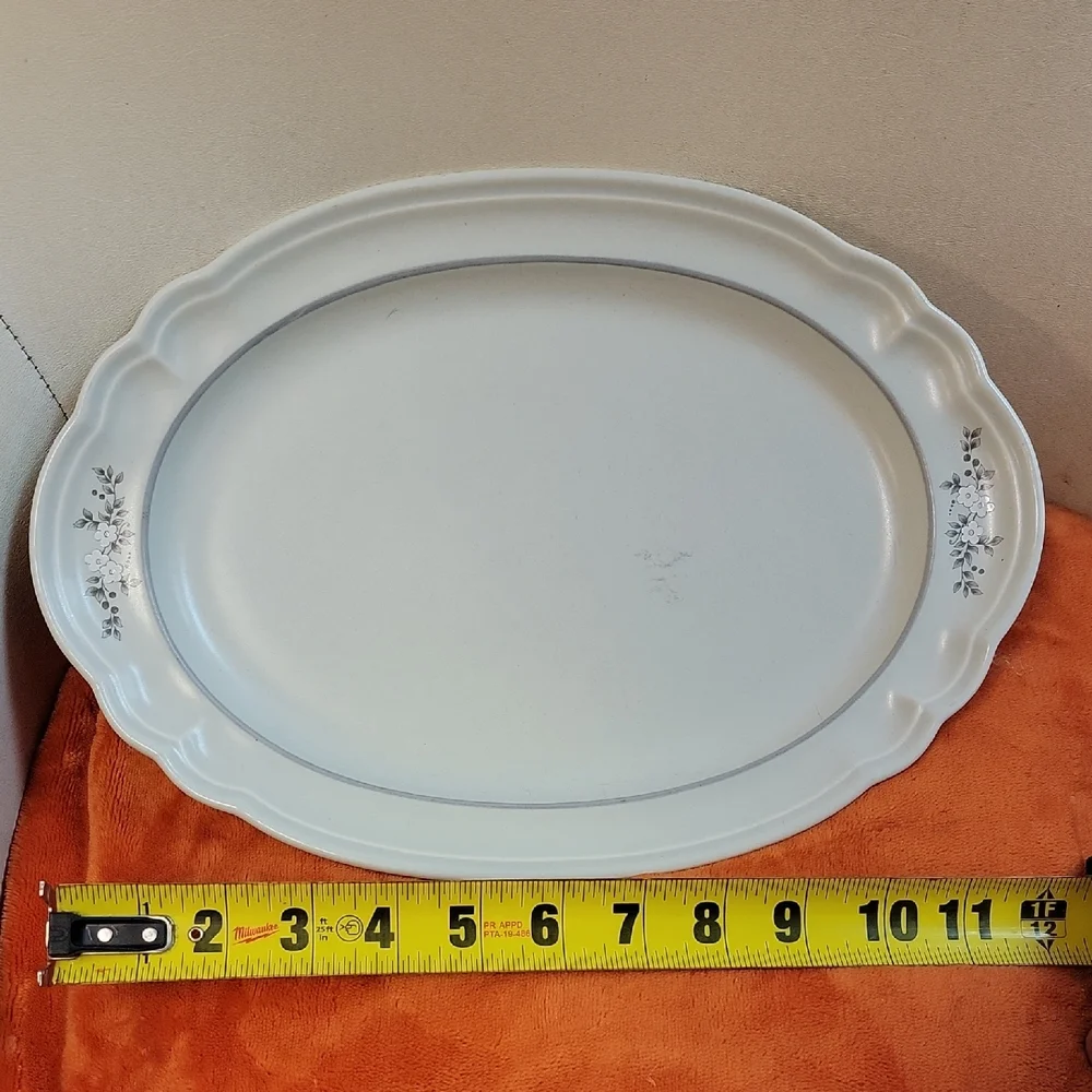 Pfaltzgraff White Oval Serving Platter with Embossed Marks
